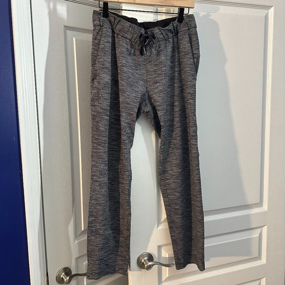 lululemon athletica Pants - EUC - Lululemon - Size 10 - Joggers - Black/Grey/White